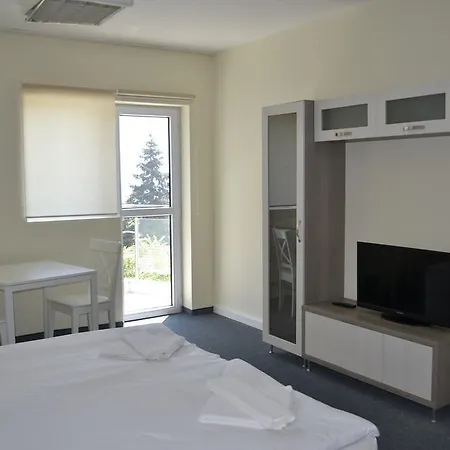 Prime Evksinograd فارنا